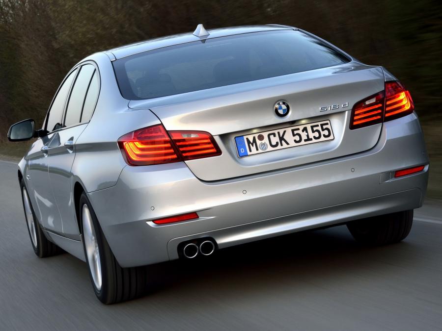  BMW 518d Sedan 2013 года  (фото 4 из 15)